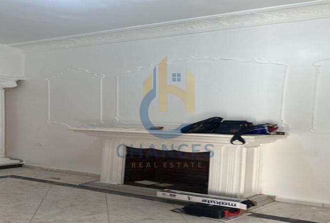 8051864 - Property Image 2