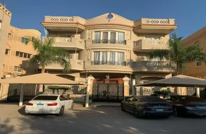 Apartment - 3 Bedrooms - 3 Bathrooms for sale in Mohamed Rahim St. - El Yasmeen 3 - El Yasmeen - New Cairo City - Cairo