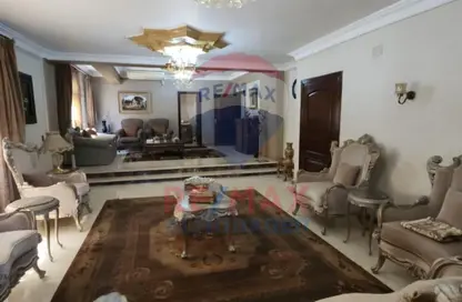 Villa - 6 Bedrooms - 5 Bathrooms for sale in West Somid - 6 October City - Giza