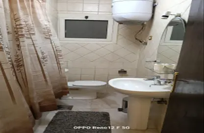 Apartment - 2 Bedrooms - 1 Bathroom for rent in Hafez Ramadan St. - 6th Zone - Nasr City - Cairo