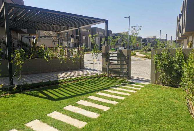 8019267 - Property Image 2