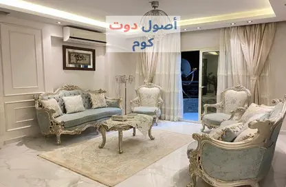 شقة - 3 غرف نوم - 3 حمامات للايجار في شارع محي الدين أبو العز - الدقي - الجيزة
