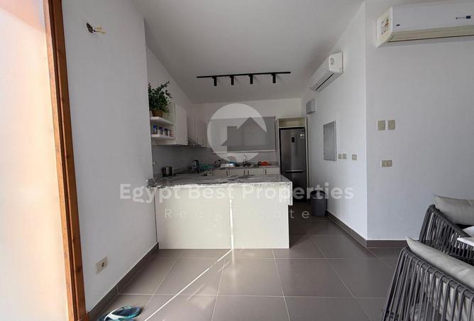 8172050 - Property Image 3