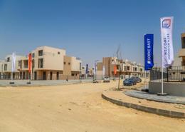 Villa - 3 bedrooms - 3 bathrooms for للبيع in Sodic East - 6th District - New Heliopolis - Cairo