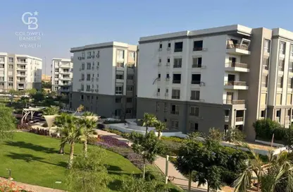 Apartment - 3 Bedrooms - 3 Bathrooms for sale in Hyde Park - New Cairo City - Cairo