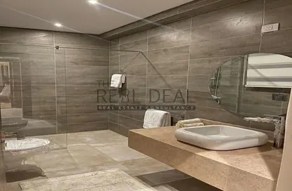 دوبلكس - 5 غرف نوم - 3 حمامات للبيع في كريك تاون - التجمع الاول - مدينة القاهرة الجديدة - القاهرة