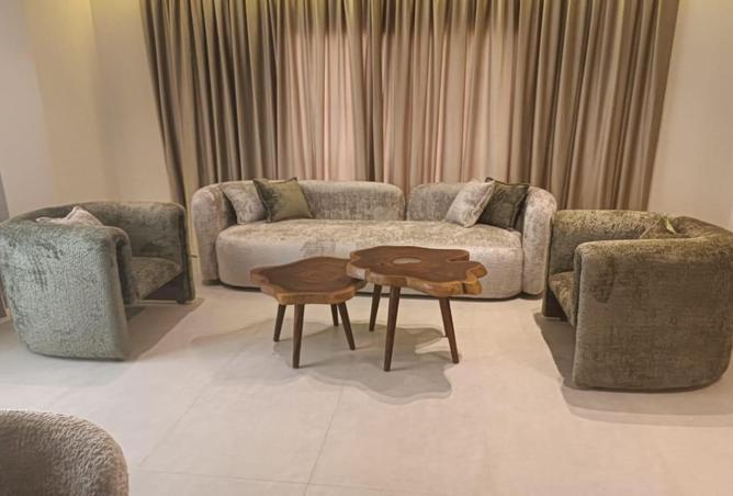 8363980 - Property Main Image