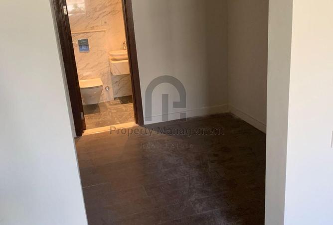 8126557 - Property Image 2