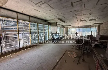 Office Space - Studio - 1 Bathroom for sale in Golden Gate - South Teseen St. - The 5th Settlement - New Cairo City - Cairo