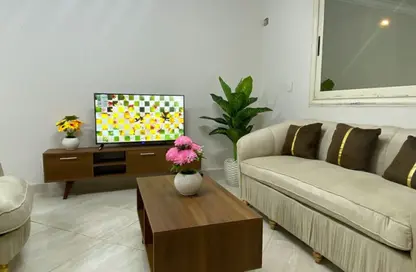 Apartment - 3 Bedrooms - 2 Bathrooms for rent in El Koronfel - The 5th Settlement - New Cairo City - Cairo