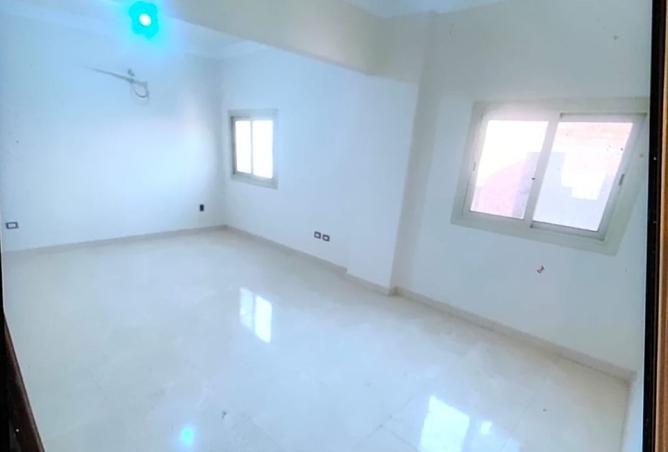 8212171 - Property Image 2