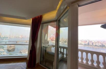 Apartment - 5 Bedrooms - 5 Bathrooms for sale in Nile Corniche St. - Garden City - Cairo