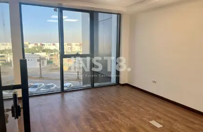 Office Space - Studio - 2 Bathrooms for rent in Hyde Park - New Cairo City - Cairo