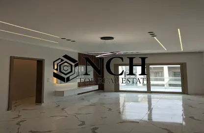 شقة - 2 غرف نوم - 2 حمامات للايجار في جاليريا  مون فالى - المستثمرين الجنوبية - مدينة القاهرة الجديدة - القاهرة