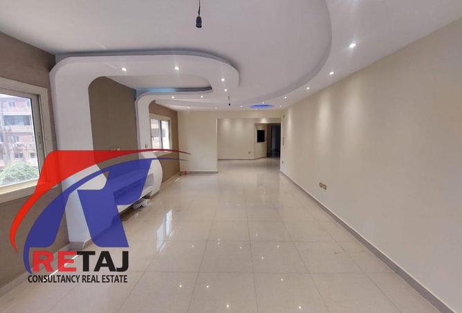 8391876 - Property Image 2