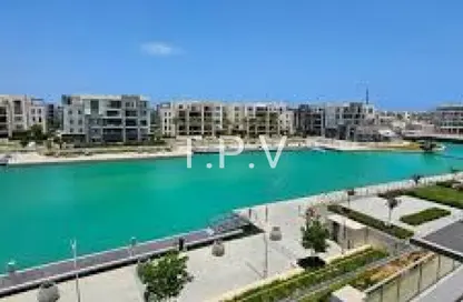 بناية كاملة - 8 غرف نوم - 8 حمامات للبيع في مراسي - سيدي عبد الرحمن - الساحل الشمالي
