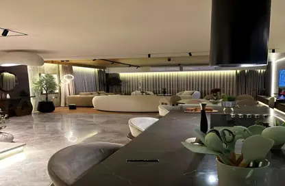 Apartment - 3 Bedrooms - 3 Bathrooms for sale in Park Side Residence - Zed Towers - Sheikh Zayed Compounds - Sheikh Zayed City - Giza
