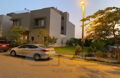 Villa - 6 Bedrooms - 5 Bathrooms for rent in Palm Hills Village Gate - South Investors Area - New Cairo City - Cairo