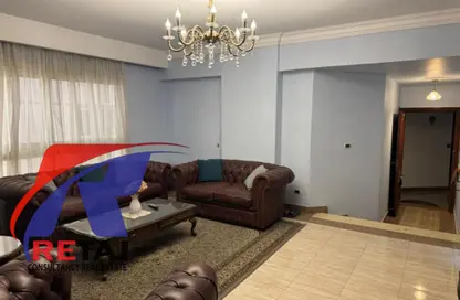 Apartment - 2 Bedrooms - 1 Bathroom for rent in Abd Al Moneim Hafez St. - Almazah - Heliopolis - Masr El Gedida - Cairo