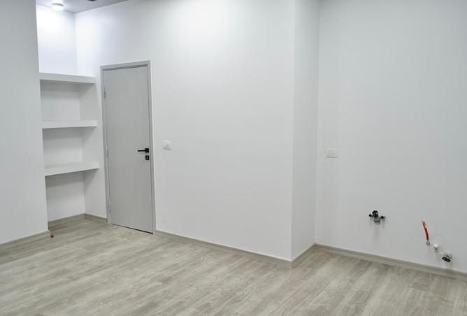 8029298 - Property Image 2