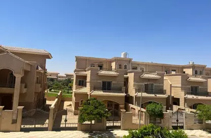 Townhouse - 4 Bedrooms - 4 Bathrooms for sale in Garden City - Northern Expansions - 6 October City - Giza