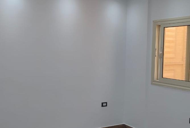 8339403 - Property Image 2