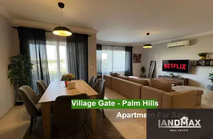 Apartment - 2 Bedrooms - 2 Bathrooms for sale in Palm Hills Village Gate - South Investors Area - New Cairo City - Cairo