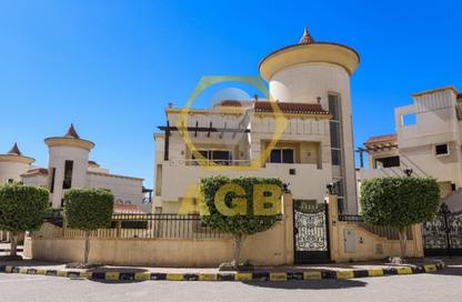 Villa - 4 Bedrooms - 3 Bathrooms for sale in Riviera heights - 5th Settlement Compounds - The 5th Settlement - New Cairo City - Cairo