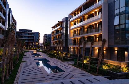 Apartment - 2 Bedrooms - 2 Bathrooms for sale in El Patio Oro - 5th Settlement Compounds - The 5th Settlement - New Cairo City - Cairo