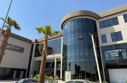 Clinic - Studio - 1 Bathroom for rent in One Golden Square Mall - The 5th Settlement - New Cairo City - Cairo