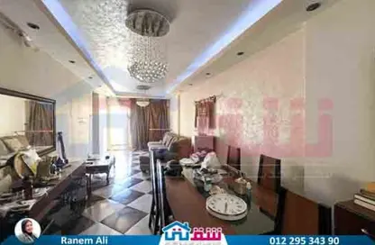 Apartment - 3 Bedrooms - 1 Bathroom for sale in Mahmoud Al Essawy St. - Miami - Hay Awal El Montazah - Alexandria