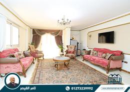 Apartment - 3 bedrooms - 2 bathrooms for للبيع in Koliyat Al Oloum St. - El Shatby - Hay Wasat - Alexandria