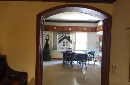 Apartment - 3 Bedrooms - 2 Bathrooms for sale in Sarayat Al Maadi - Hay El Maadi - Cairo