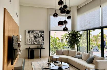 Apartment - 3 Bedrooms - 3 Bathrooms for sale in Royal City - Sheikh Zayed Compounds - Sheikh Zayed City - Giza