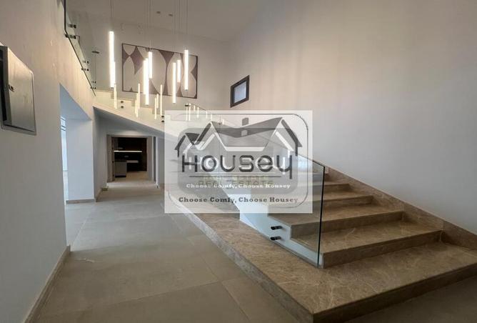 7318043 - Property Main Image