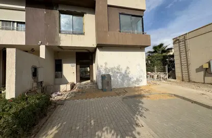 دوبلكس - 3 غرف نوم - 3 حمامات للبيع في كمبوند فيلدج جاردن القطامية - كمبوندات التجمع الخامس - التجمع الخامس - مدينة القاهرة الجديدة - القاهرة