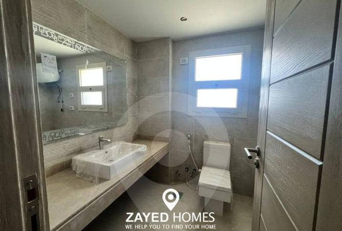 8237708 - Property Image 3