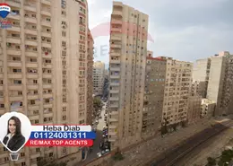 Apartment - 3 Bedrooms - 1 Bathroom for sale in Al Galaa St. - Victoria - Hay Awal El Montazah - Alexandria
