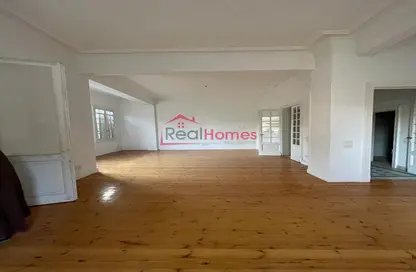 Apartment - 2 Bedrooms - 2 Bathrooms for rent in Hassan Sabri St. - Zamalek - Cairo
