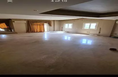 Penthouse - 4 Bedrooms - 4 Bathrooms for sale in Area B - Ganoob El Acadimia - New Cairo City - Cairo