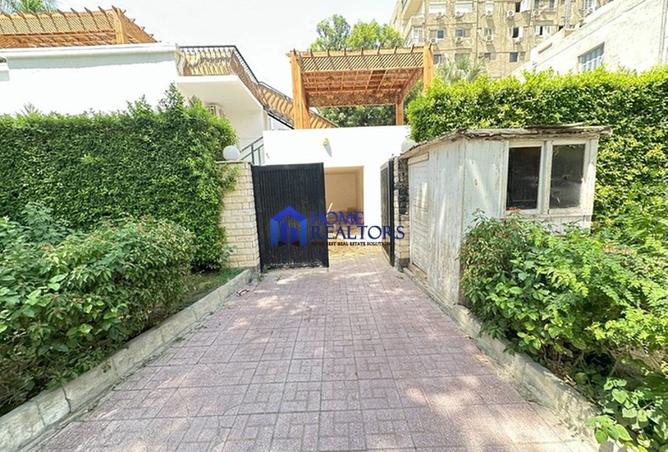 8221410 - Property Image 2