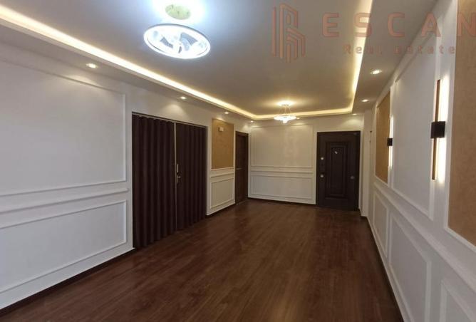 8272888 - Property Image 2