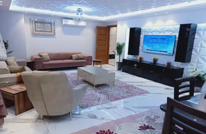 Apartment - 3 Bedrooms - 3 Bathrooms for rent in Mosadak St. - Dokki - Giza