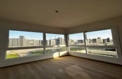 Duplex - 3 Bedrooms - 4 Bathrooms for rent in Etapa Square - Sheikh Zayed City - Giza