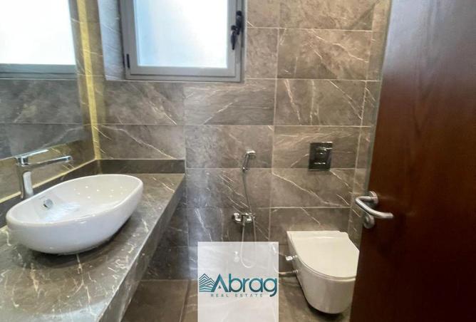 8526800 - Property Image 3