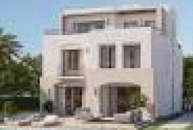 8052051 - Property Image 3