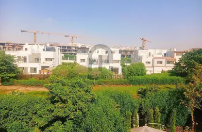 منزل مزدوج - 5 غرف نوم - 5 حمامات للايجار في حى القرنفل - التجمع الخامس - مدينة القاهرة الجديدة - القاهرة