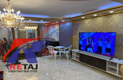 Apartment - 3 Bedrooms - 3 Bathrooms for rent in Al Nozha St. - Almazah - Heliopolis - Masr El Gedida - Cairo
