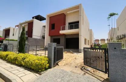 Townhouse - 3 Bedrooms - 3 Bathrooms for sale in Madinaty - Cairo