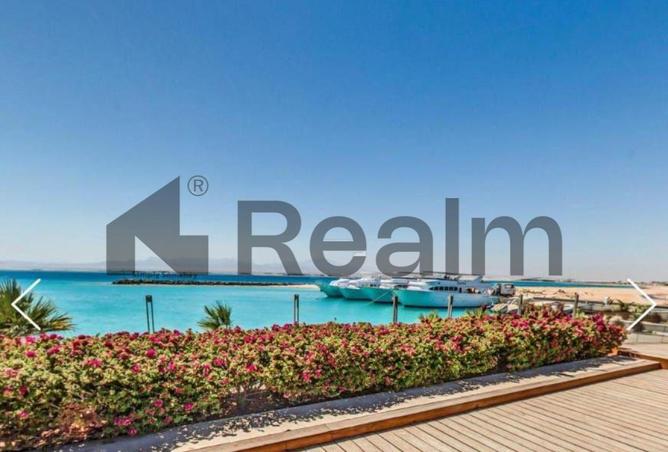 8048919 - Property Image 2
